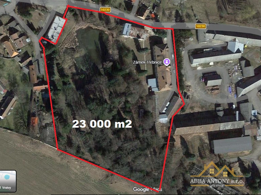 Zámok s parkom a 10 bytmi – 50 minút južne od Prahy